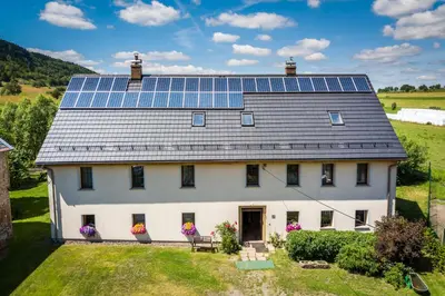 Budynek, w którym mieści się apartament