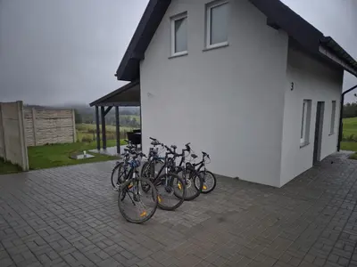 Rowery dostępne w obiekcie Sosnowe Wzgórze - Wypoczynek w Zagórzu Śląskim 3 lub w pobliżu