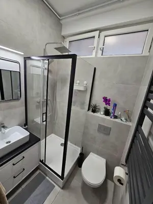 Łazienka w obiekcie 8Wygodny pokój w centrum Wrocławia