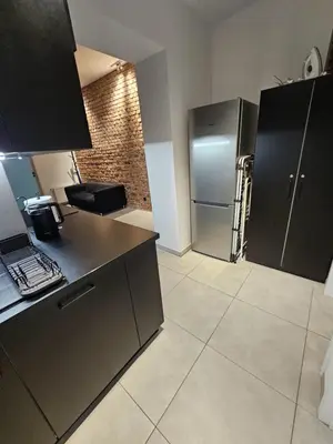 Kuchnia lub aneks kuchenny w obiekcie 9Wygodny pokoj w centrum Wroclawia