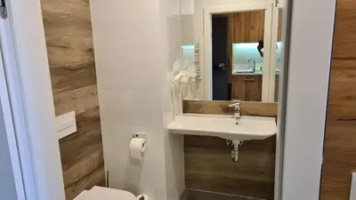 Łazienka w obiekcie Aparthotel Apartamenty Czarna Góra 0119