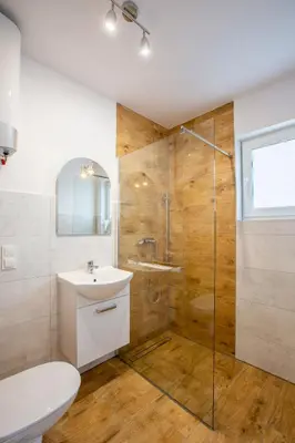 Łazienka w obiekcie Domki całoroczne Jesionowscy - sauna