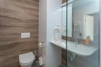 Łazienka w obiekcie Aparthotel Apartamenty Czarna Góra 330