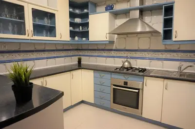 Kuchnia lub aneks kuchenny w obiekcie Stilo Dom - Plac Świętego Macieja
