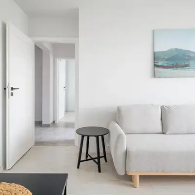 Przestronny apartament 4-pokojowy blisko lotniska